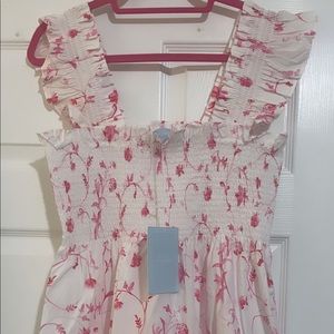 Nwt large rose botanical Ellie from hill house home